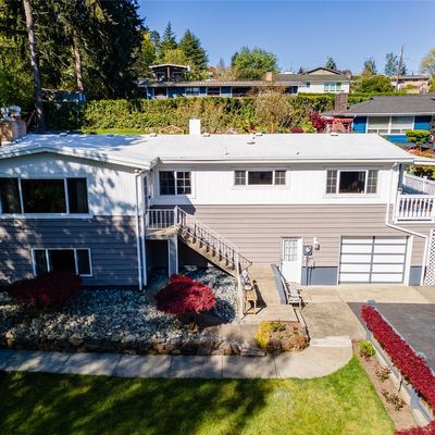 3833 S 243 Rd St, Kent, WA 98032