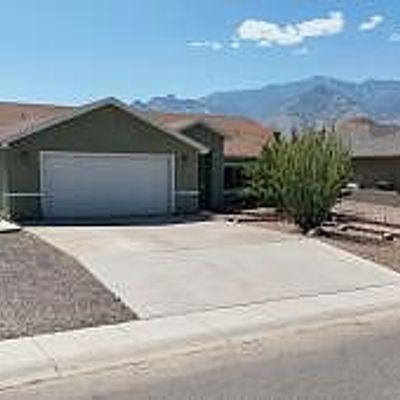 3889 W Valley View Rd, Thatcher, AZ 85552