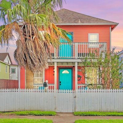 3905 Avenue L, Galveston, TX 77550