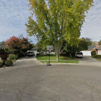 3971 N 3 Rd St, Fresno, CA 93726