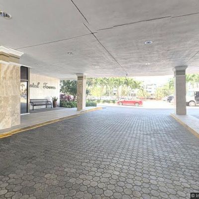 400 Kings Point Dr #615, Sunny Isles Beach, FL 33160