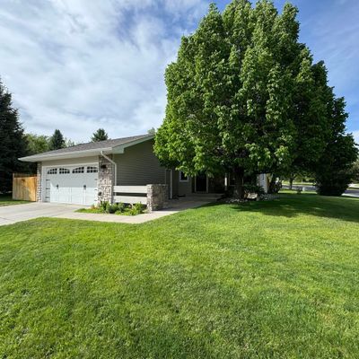 4002 Pinehurst Court, Riverton, WY 82523