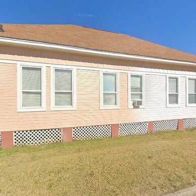 401 W Mcalpine St, Navasota, TX 77868