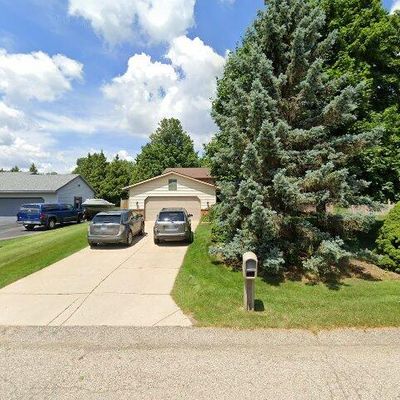 4013 Sara St, Hudsonville, MI 49426