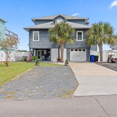 404 W Yacht Dr, Oak Island, NC 28465