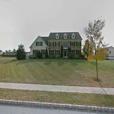 4063 Steeplechase Dr, Collegeville, PA 19426