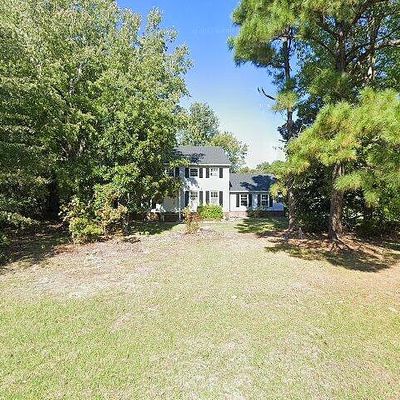 413 Lansdowne Rd, Wilmington, NC 28409