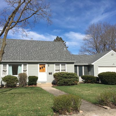 414 Lincoln St, Algonquin, IL 60102