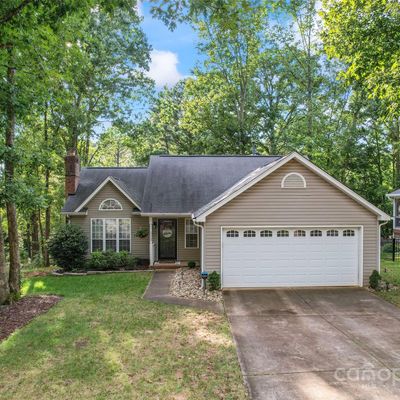 4209 Huntmeadow Dr, Charlotte, NC 28269