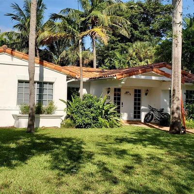 422 Warren Ln, Key Biscayne, FL 33149