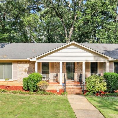 3453 Lynnshire Dr, Hoover, AL 35216