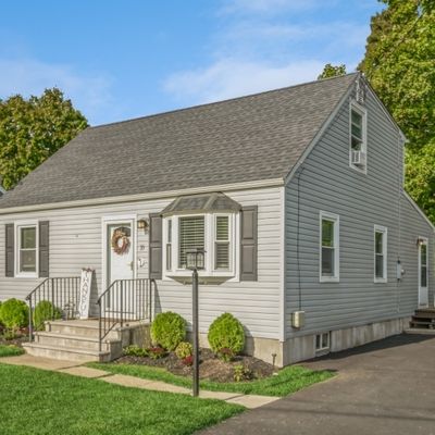 35 Gregory Dr, Kenvil, NJ 07847