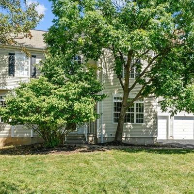 35 Hansom Rd, Basking Ridge, NJ 07920