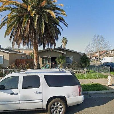 351 S Ash St, Stockton, CA 95205