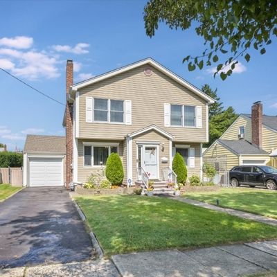 352 Washington Ave, Clifton, NJ 07011