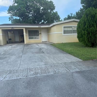 3524 Nw 36 Th Ter, Lauderdale Lakes, FL 33309