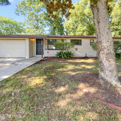 360 Canis S Drive, Orange Park, FL 32073