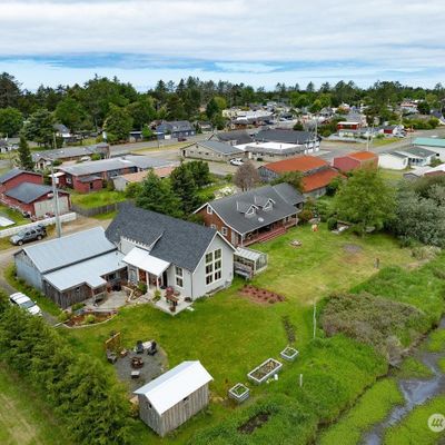 3606 N Ln, Seaview, WA 98644