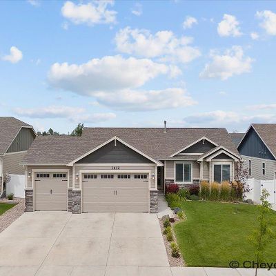 3612 Thomas Rd, Cheyenne, WY 82009