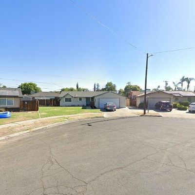 3619 E Holland Ave, Fresno, CA 93726