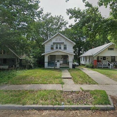 3710 Agnes Ave, Kansas City, MO 64128