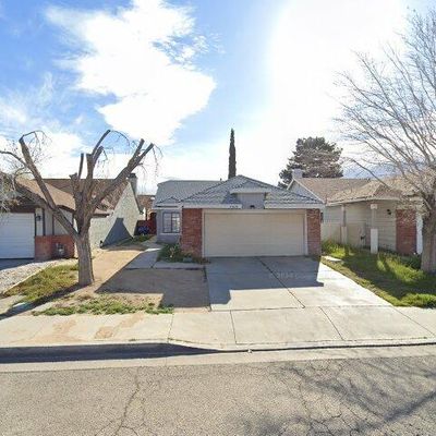 37626 12 Th St E, Palmdale, CA 93550