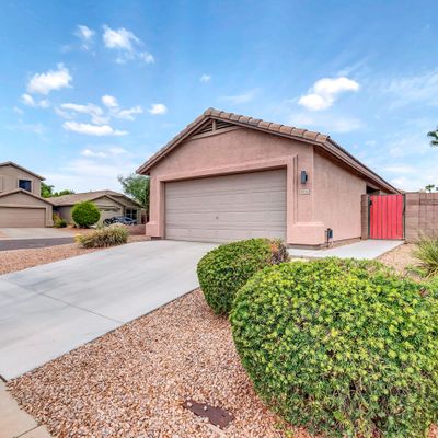 4706 E Silverwood Dr, Phoenix, AZ 85048