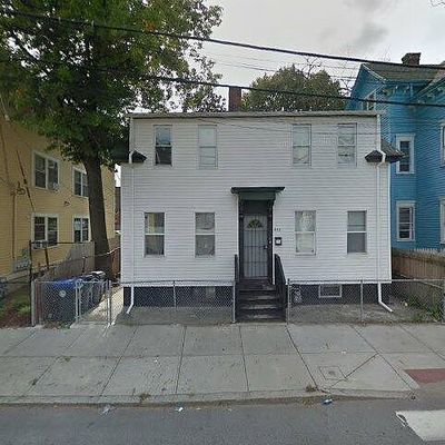 472 Public St, Providence, RI 02907