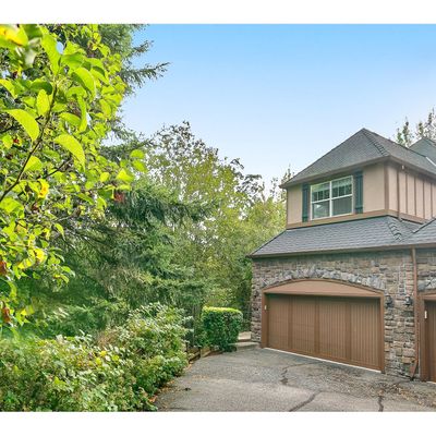 4750 Auburn Ln, Lake Oswego, OR 97035