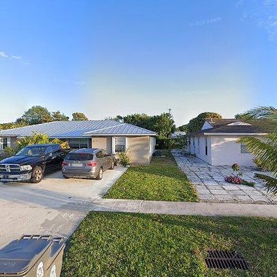 4799 Arthur St, Palm Beach Gardens, FL 33418