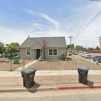 481 N Sunnyside St, Porterville, CA 93257