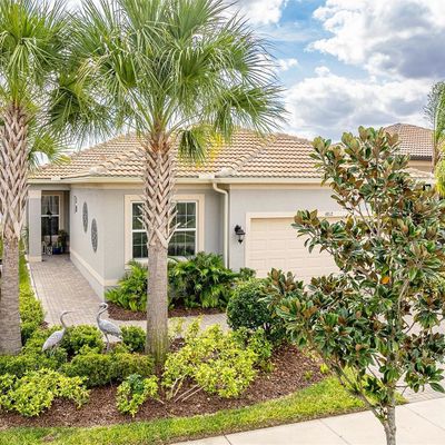 4812 Sevilla Shores Dr, Wimauma, FL 33598