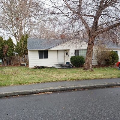 49 S Yelm St, Kennewick, WA 99336