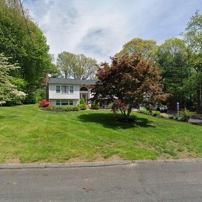 49 Sunrise Cir, Shelton, CT 06484