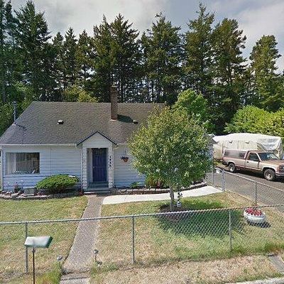 493 Greenwood St, Florence, OR 97439