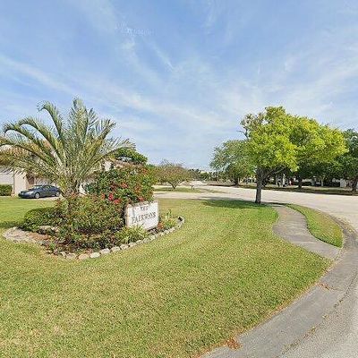 5 Fairway Dr #8, Cocoa Beach, FL 32931