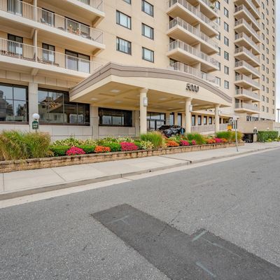 5000 Boardwalk #313, Ventnor, NJ 08406