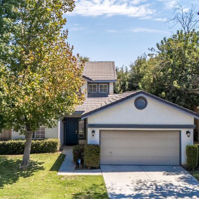 5000 Shadow Lake Dr, Bakersfield, CA 93313