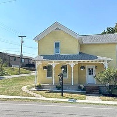 501 Centennial Ave, New Galilee, PA 16141