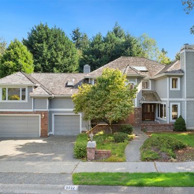 5032 165 Th Pl Se, Bellevue, WA 98006