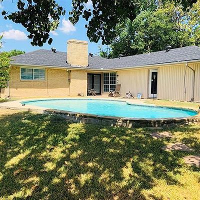 512 Quail Ln, Desoto, TX 75115