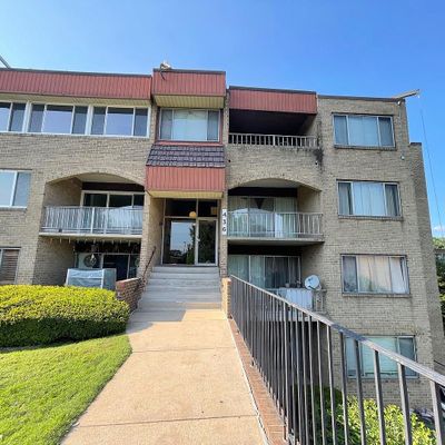 436 Girard St #239   201, Gaithersburg, MD 20877