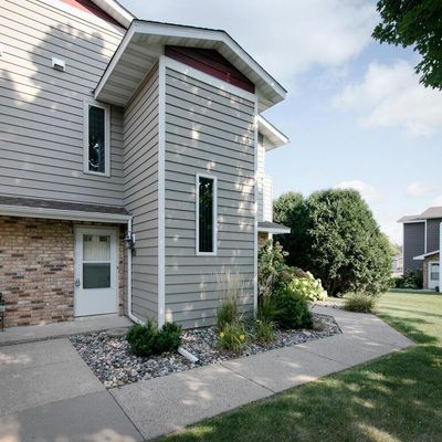 4504 Cinnamon Ridge Trl #B, Saint Paul, MN 55122