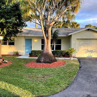 4524 Pine Park Dr W, Lake Worth, FL 33467