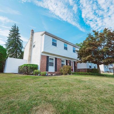 456 Hogeland Rd, Southampton, PA 18966