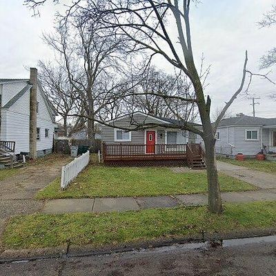 46 W Mapledale Ave, Hazel Park, MI 48030