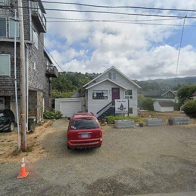 460 Highway 101 S, Rockaway Beach, OR 97136