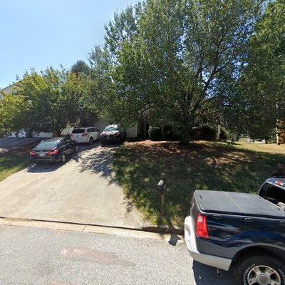 5663 Dillwood Cres, Lithonia, GA 30058