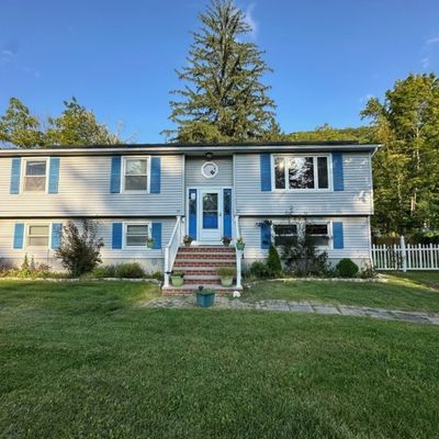 57 Edison Ave, Ogdensburg, NJ 07439