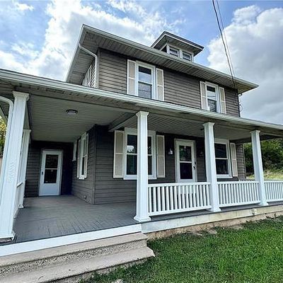 5712 Main St, Center Valley, PA 18034